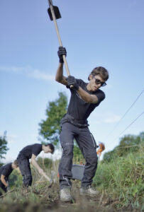 Fabian Hohl beim Trailbau. © TRAILFABRIK GmbH